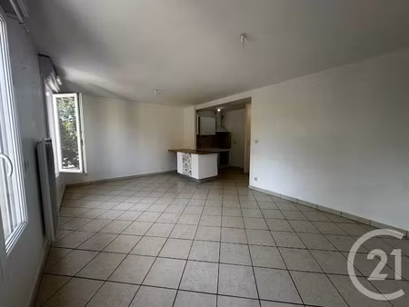 location appartement 2 pièces 47.06 m² à draveil (91210)  866 €