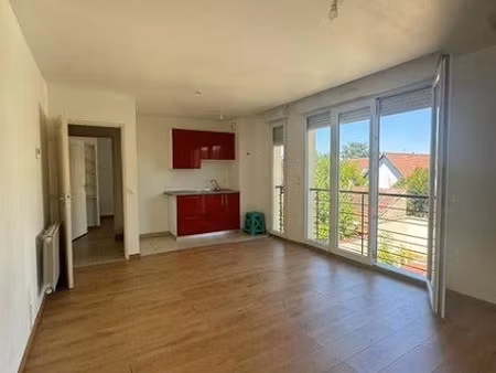 location appartement 2 pièces 42 m² à sevran (93270)  890 €