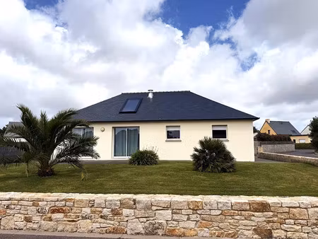 location maison 4 pièces 93.6 m² à mespaul (29420)  850 €
