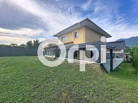 location meublée maison 5 pièces 111 m² à nangy (74380)  2 450 €