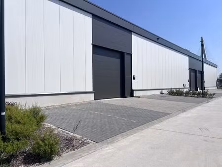 surface industrielle à louer à iq-parklaan 1b dilsen-stokkem (rbw45883)