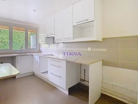 location appartement 4 pièces 116 m² à saint-cloud (92210)  2 800 €