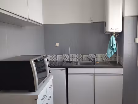 quartier leclerc  joli t1 meublé avec balcon  parking privat