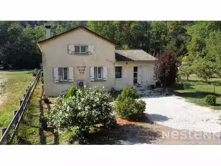 maison de campagne de 4 pièces   au calme  à vendre au collet de dèze