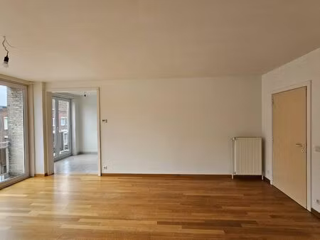 appartement à louer à aalbeeksesteenweg 51 courtrai (rbw46381)