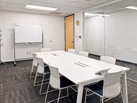 réservez un espace de bureau pour 15 à regus schuman