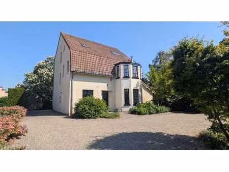grande villa coup de coeur anciens bureaux 240m²+annexe 60m²