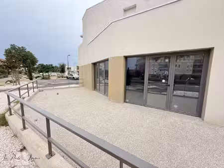 local commercial à vendre