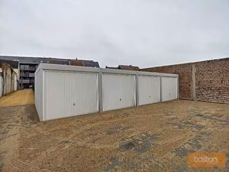 garagebox te huur.