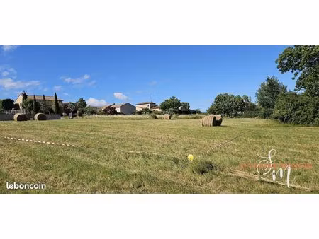 terrain 803 m² montmiral