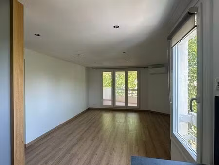 a louer 2 pièces fréjus 50m2