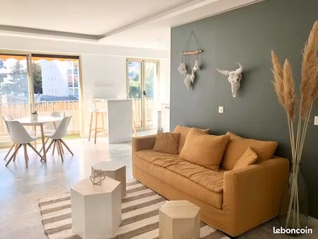 grand apt t2 à louer carnot