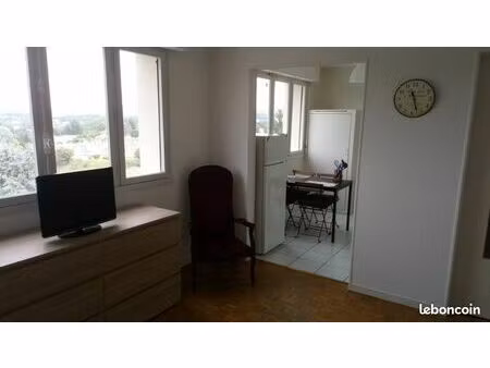 studio meublé