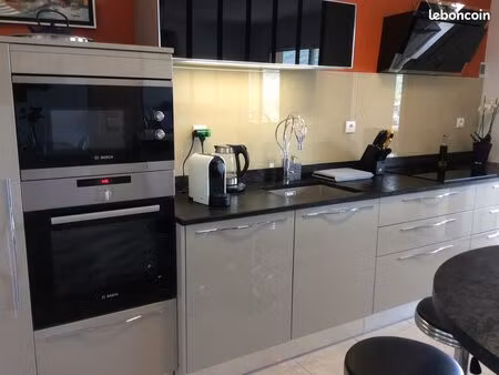 appartement meublé type f3 de 70m² avec terrasse