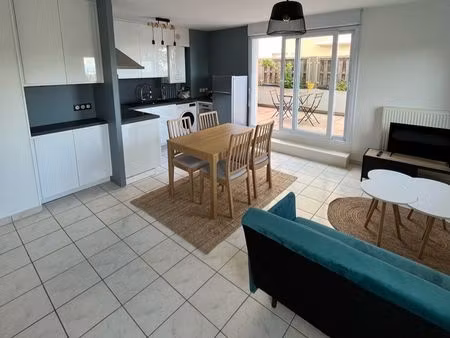 t2 meublé de 42 m² à beaune