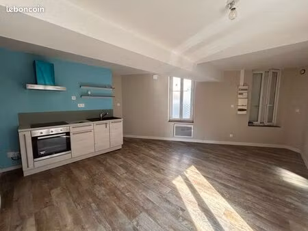 appartement 50 m² en rez-de-chaussée