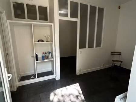 location t2 versailles