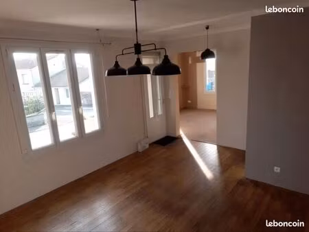location maison 3 chambres bressuire