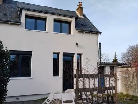 à louer maison 3 pièces 55 mètres carrés avec jardin