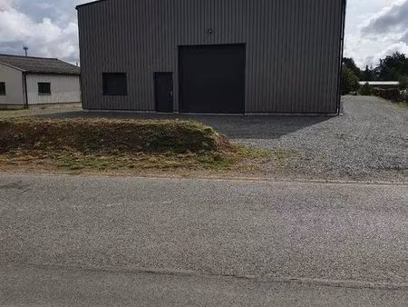 hangar de 362m²