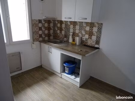 location appartement au centre ville de dole proche des lycées - entièrement rénové - idéa