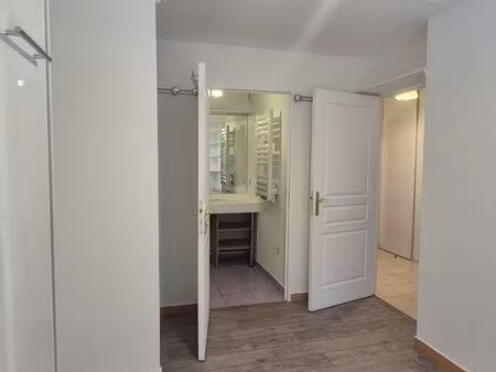 appartement 2 pièces- 42 m2 avec box
