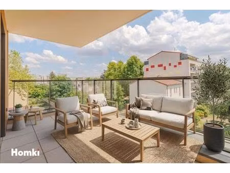 appartement t3 de 65 m2 avec terrasse et place de parking à vénissieux 69200  boulevard la