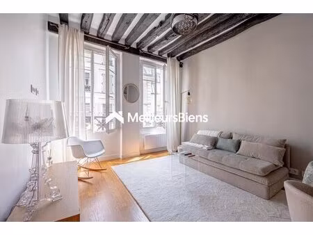 appartement 2 pièces au cœur du marais