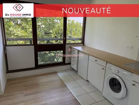 studio dernier etage 26m² + cave