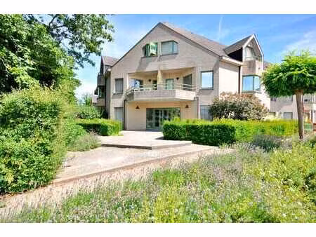 appartement avec garage situé au pied du kluisberg à ruien