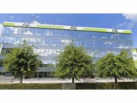 bureaux à louer dans le parc de bureaux veldekens à anvers