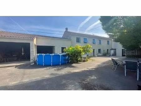 maison de ville à vendre