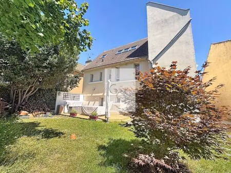 à découvrir sans tarder ! maison rénovée 4 chambres  sous-sol