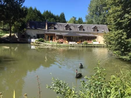ancien moulin aménagé en chambres d'hôtes