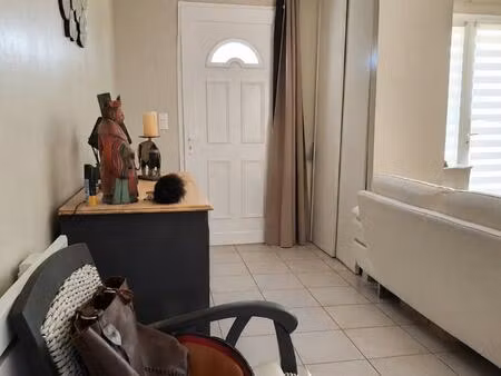 au calme d'une impasse  découvrez cette agréable maison