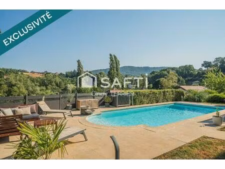 maison de caractère rénovée avec piscine  5 chambres et 5 912 m² de terrain – réaumont (à 