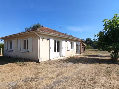 maison  6 pièce(s)  3 chambre(s)  99 m²