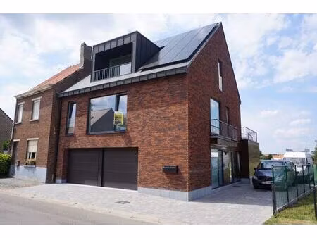 appartement te huur in steenokkerzeel met 3 slaapkamers
