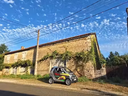 vente maison 0 pièces 250 m² à cellefrouin (16260)  44 800 €