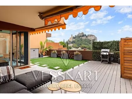 appartement avec vue mer/village dans une residence avec piscine