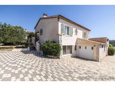 a vendre sur la colle sur loup une superbe maison individuelle e