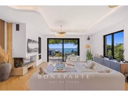aux portes de super cannes  élégante villa entiérement rénové - vue mer panoramique -...