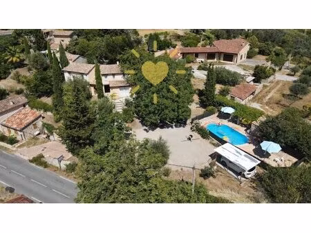 bargemon : belle villa à pied du village avec piscine