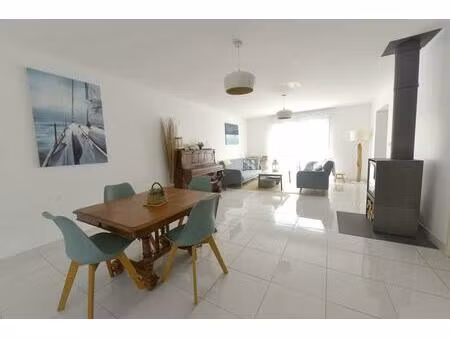 maison - 107m ²
