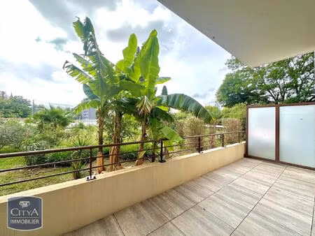 location appartement 2 pièces 42m² hyeres 83400