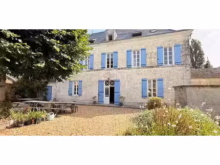 maison avec piscine et terrasse aubeterre-sur-dronne (16)