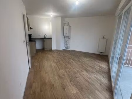 location appartement 2 pièces 42m² wasquehal 59290