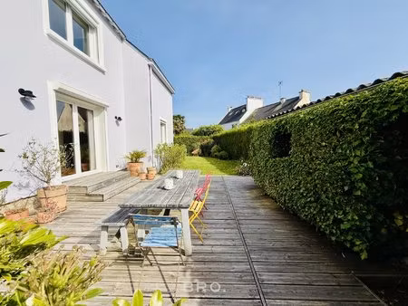 a vendre maison vannes secteur albert 1er- 165 m2 - 7 pièces - 5 chambres sur un terrain..