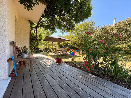 vente maison 7 pièces  168.00m²  bures