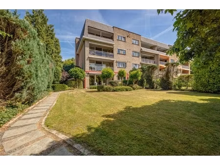 appartement te koop in malle met 2 slaapkamers